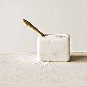 CREATIVE CO-OP NWT square marble bowl w/ brass spoon